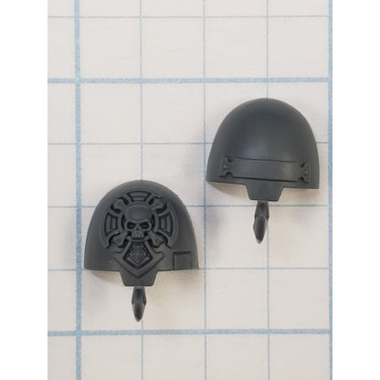 40k Space Marines Bits Terminator Squad Sergeant Crux & Banner Shoulder Pad #106