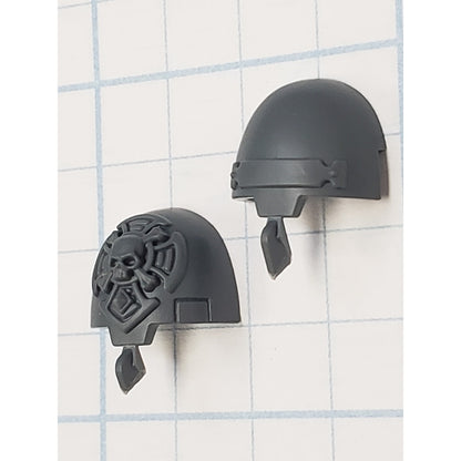 40k Space Marines Bits Terminator Squad Sergeant Crux & Banner Shoulder Pad #106