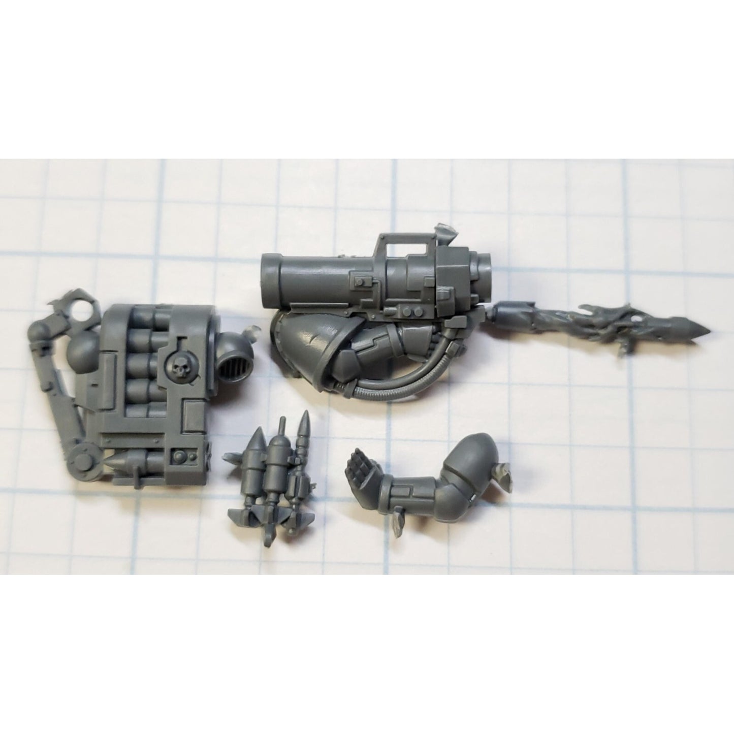 40k Space Marine Bits Devastator Missile Launcher w/ammo 40k