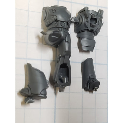 30K Space Marine Bits Mark 6 VI Assault Squad Torso Legs #01